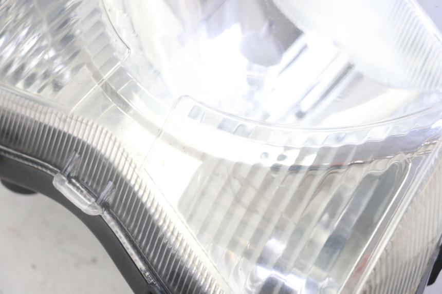 photo de VOORKOPLAMP PEUGEOT VIVACITY NEW 4T 50 (2008 - 2017) - Bevestigingspunten