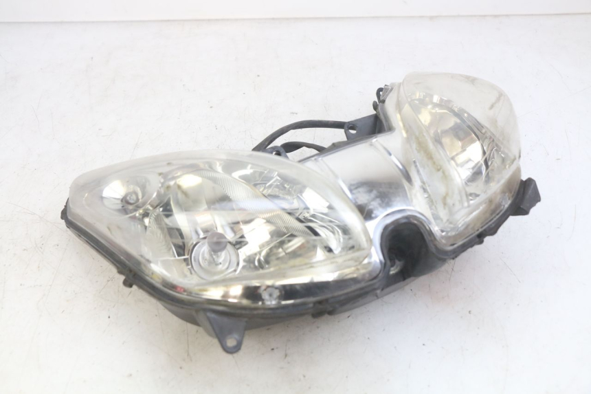 photo de VOORLICHT YAMAHA XMAX X-MAX 125 (2006 - 2009) - Bevestigingspunten