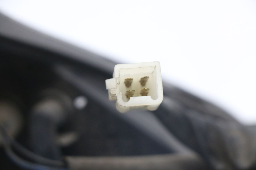 photo de VOORKOPLAMP YAMAHA X-MAX XMAX 250 (2006 - 2009) - Staat van het oppervlak