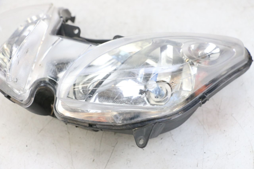 photo de VOORLICHT YAMAHA XMAX X-MAX 125 (2006 - 2009) - Staat van het oppervlak