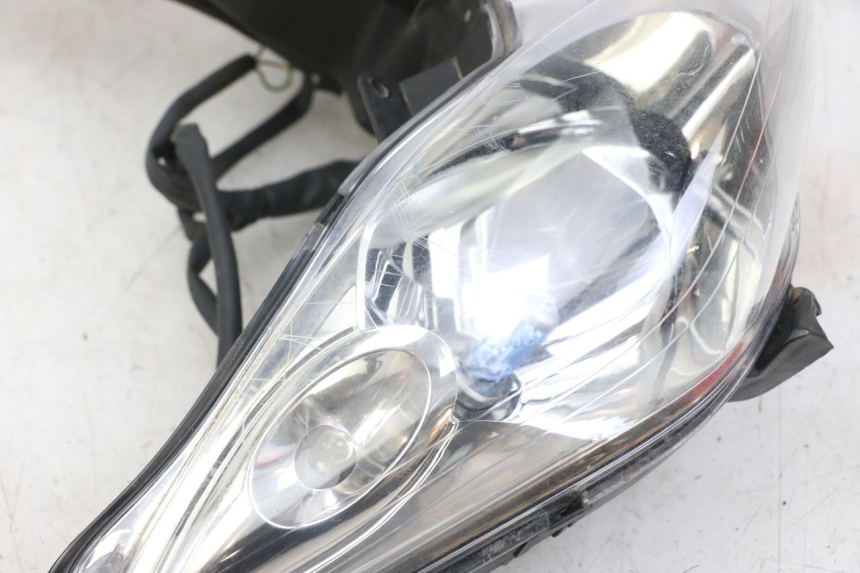 photo de VOORLICHT YAMAHA XMAX X-MAX 125 (2006 - 2009) - Gecontroleerd onderdeel