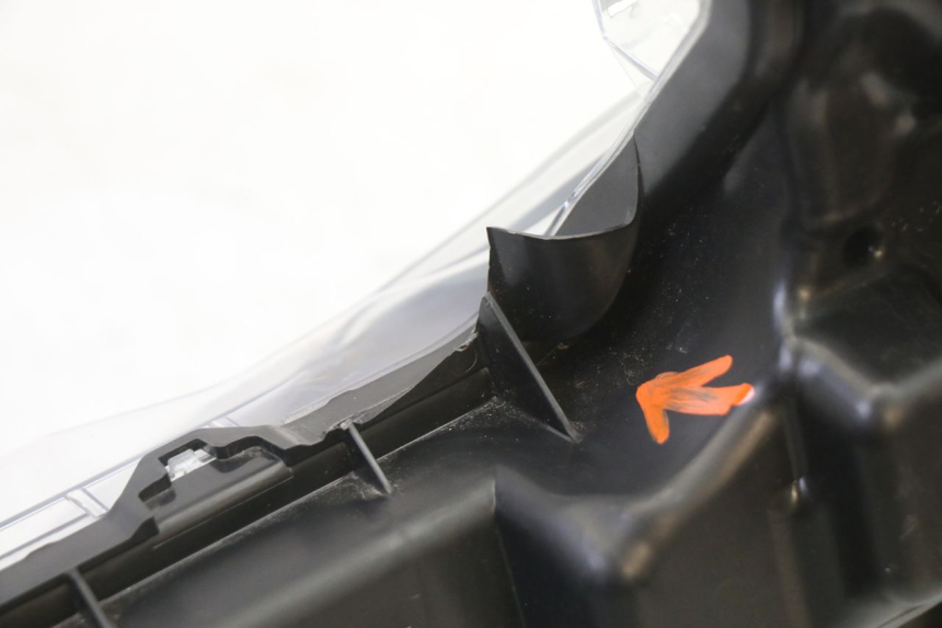 photo de VOORKOPLAMP YAMAHA XMAX X-MAX 125 (2021 - 2025) - Overzicht