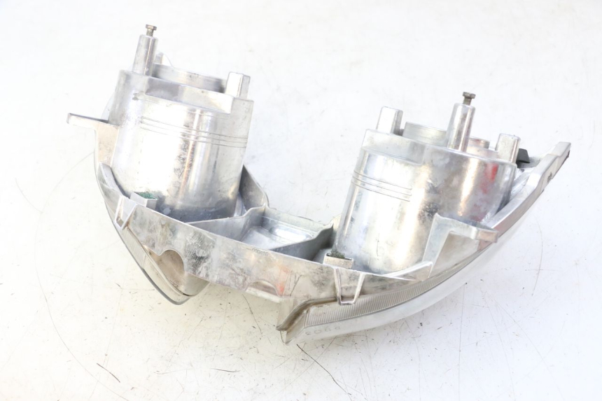 photo de VOORLICHT YAMAHA X-MAX XMAX 125 (2010 - 2013) - Bevestigingspunten