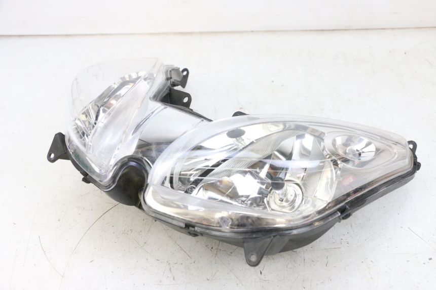 photo de VOORLICHT YAMAHA XMAX X-MAX 125 (2006 - 2009) - Overzicht