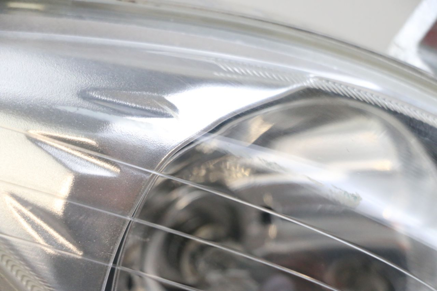 photo de VOORLICHT YAMAHA X-MAX XMAX 125 (2010 - 2013) - Detail van het onderdeel