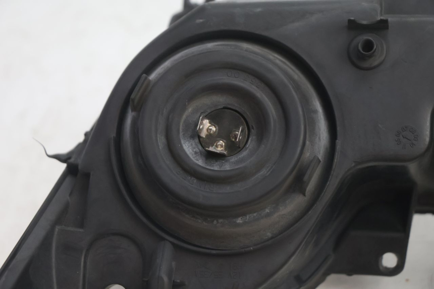 photo de VOORLICHT YAMAHA XMAX X-MAX 125 (2006 - 2009) - Staat van het oppervlak