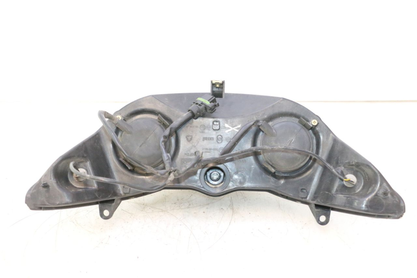 photo de VOORKOPLAMP PIAGGIO X8 STREET 125 (2006 - 2007) - Staat van het oppervlak