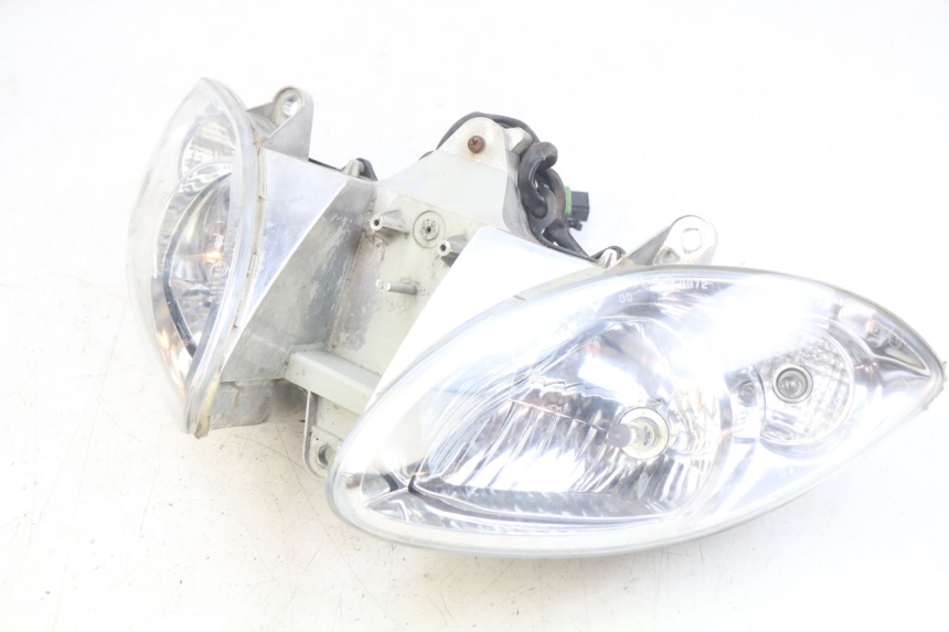 photo de VOORKOPLAMP PIAGGIO X9 EVOLUTION 125 (2003 - 2007) - Bevestigingspunten