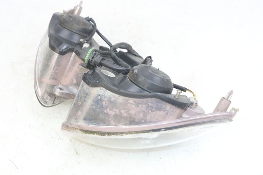 photo de VOORKOPLAMP PIAGGIO X9 EVOLUTION 125 (2003 - 2007) - Detail van het onderdeel