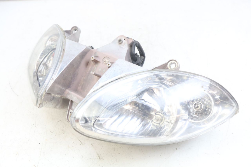 photo de VOORKOPLAMP PIAGGIO X9 EVOLUTION 125 (2003 - 2007) - Kenmerkende details
