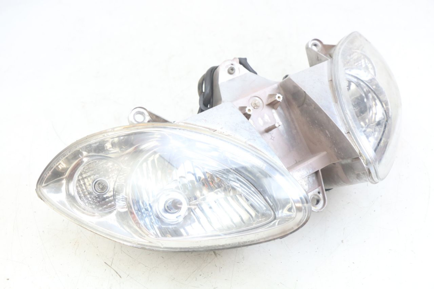 photo de VOORKOPLAMP PIAGGIO X9 EVOLUTION 125 (2003 - 2007) - Bevestigingspunten