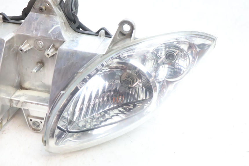 photo de VOORKOPLAMP PIAGGIO X9 EVOLUTION 125 (2003 - 2007) - Overzicht