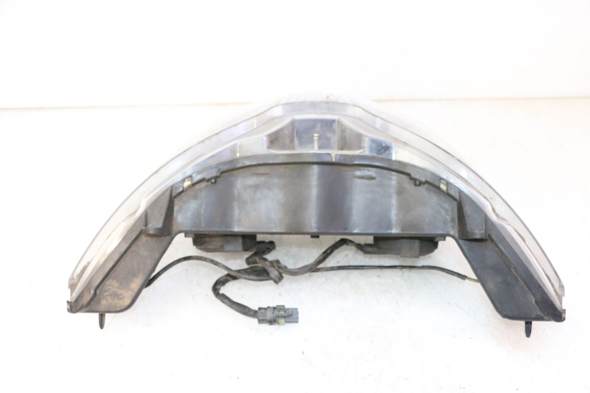 photo de VOORKOPLAMP PIAGGIO XEVO - X EVO 125 (2007 - 2017) - Bevestigingspunten