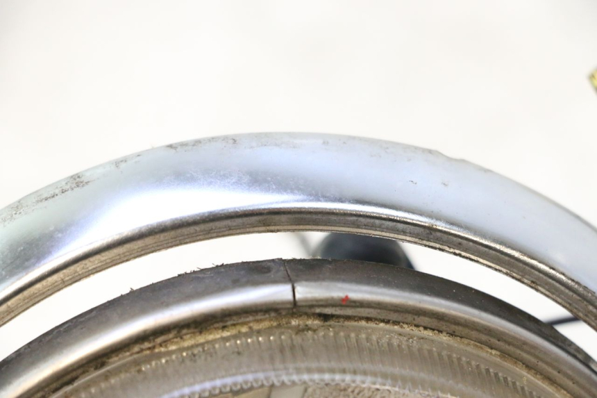 photo de VOORKOPLAMP YAMAHA XV VIRAGO 535 (1988 - 2004) - Detail van het onderdeel