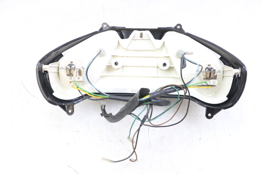 photo de VOORKOPLAMP YAMAHA YP MAJESTY 125 (2002 - 2006) - Bevestigingspunten