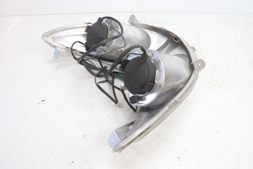 photo de VOORKOPLAMP YAMAHA YP MAJESTY 125 (2007 - 2010) - Overzicht