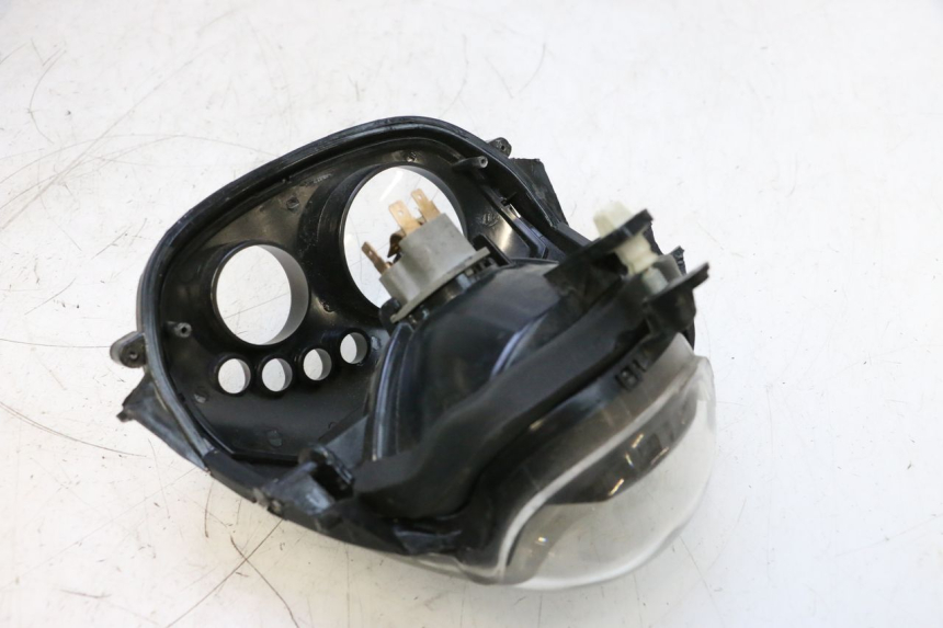 photo de VOORKOPLAMP PIAGGIO ZIP 4T 50 (2018 - 2020) - Bevestigingspunten