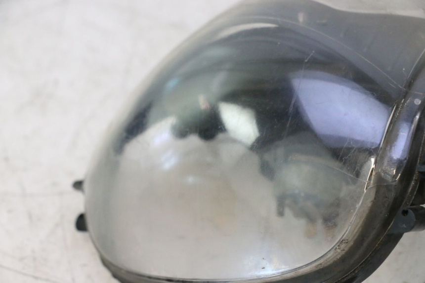photo de VOORKOPLAMP PIAGGIO ZIP 4T 50 (2018 - 2020) - Staat van het oppervlak