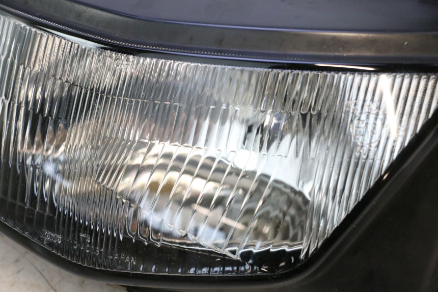 photo de VOORKOPLAMP KAWASAKI ZX-6R ZX6R 600 (1995 - 1997) - Zoom op gebruiksstaat