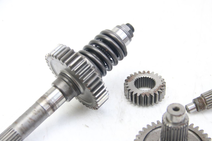 photo de AANDRIJFWIEL SUZUKI BURGMAN 650 (2002 - 2004) - Staat van het oppervlak