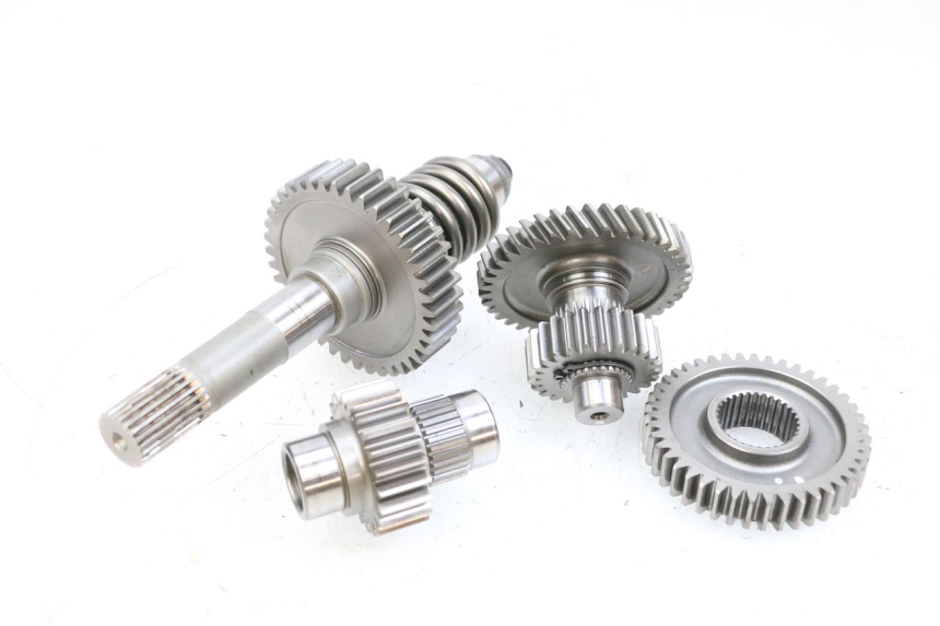 photo de AANDRIJFWIEL SUZUKI BURGMAN EXECUTIVE ABS 650 (2006 - 2012) - Hoofdaanzicht