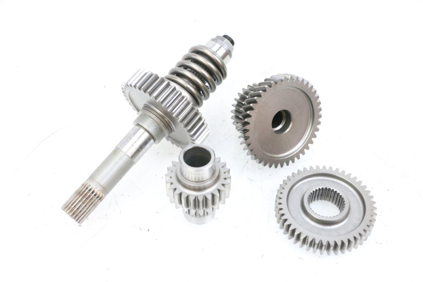 photo de AANDRIJFWIEL SUZUKI BURGMAN EXECUTIVE ABS 650 (2006 - 2012) - Technische close-up