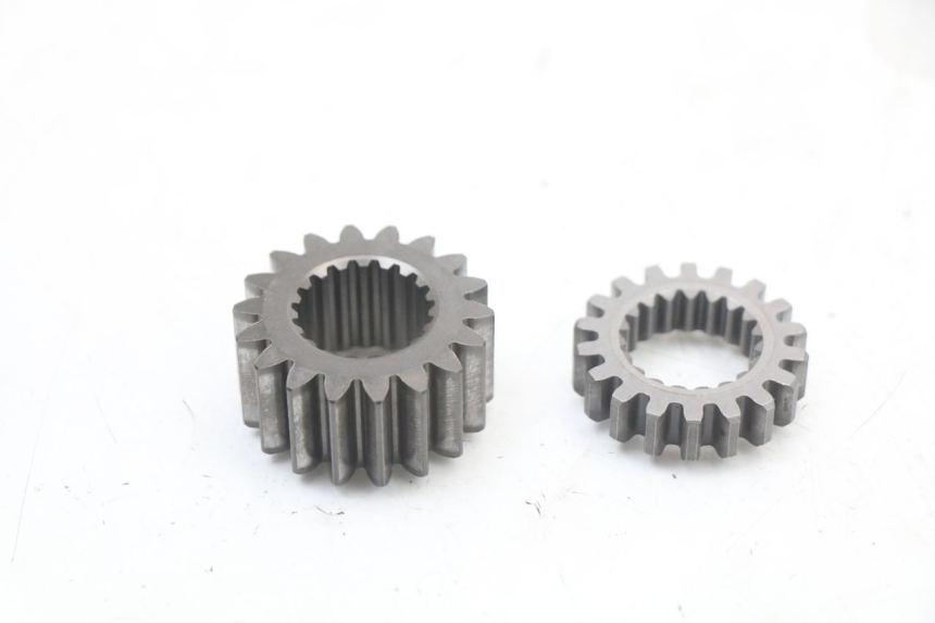 photo de AANDRIJFWIEL REGAL RAPTOR RAXTER 2 125 (2007 - 2015) - Hoofdaanzicht