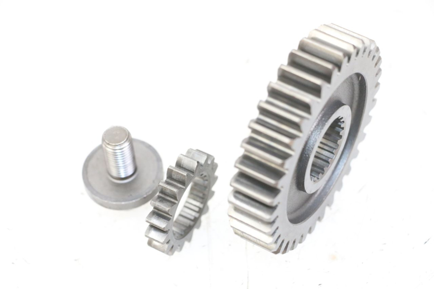 photo de AANDRIJFWIEL SUZUKI SV S 650 (1999 - 2002) - Detail van het onderdeel