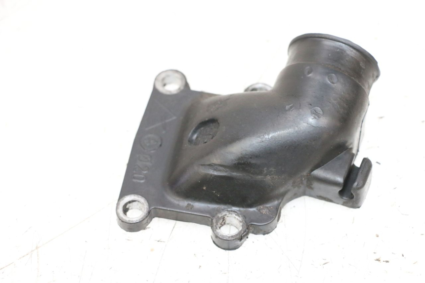 photo de AANZUIGBOCHT MBK BOOSTER SPIRIT NAKED 50 (2004 - 2017) - Andere kijkhoek