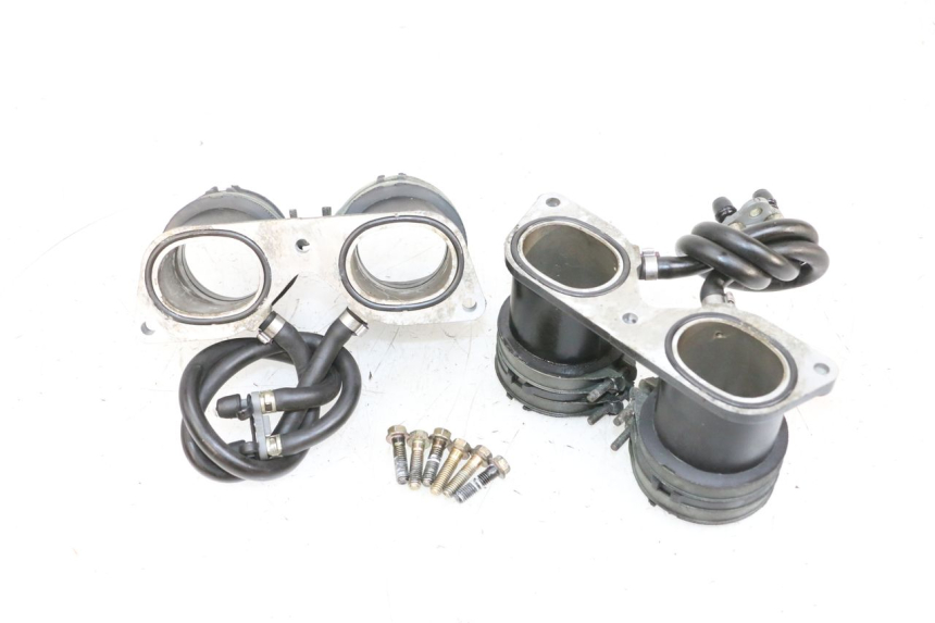 photo de AANZUIGBOCHT MV AGUSTA BRUTALE R WALLY 910 (2008 - 2008) - Andere kijkhoek