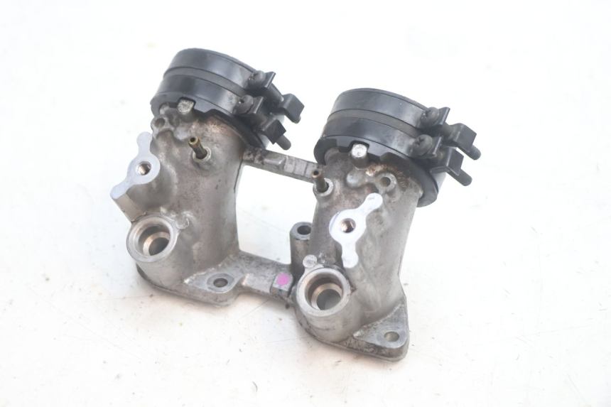 photo de AANZUIGBOCHT HONDA FJS SILVER WING SILVERWING 400 (2005 - 2008) - Hoofdaanzicht
