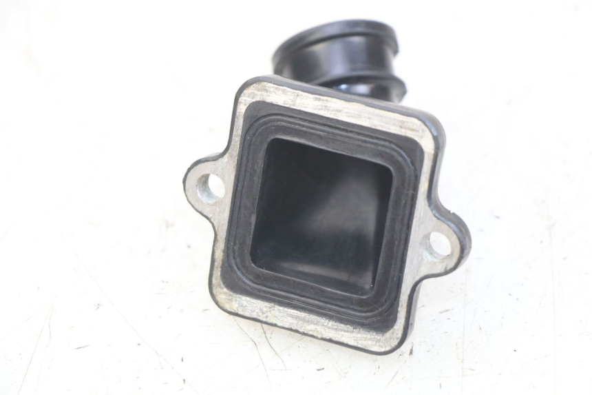 photo de AANZUIGBOCHT PEUGEOT KISBEE 2T 50 (2010 - 2017) - Detail van het onderdeel