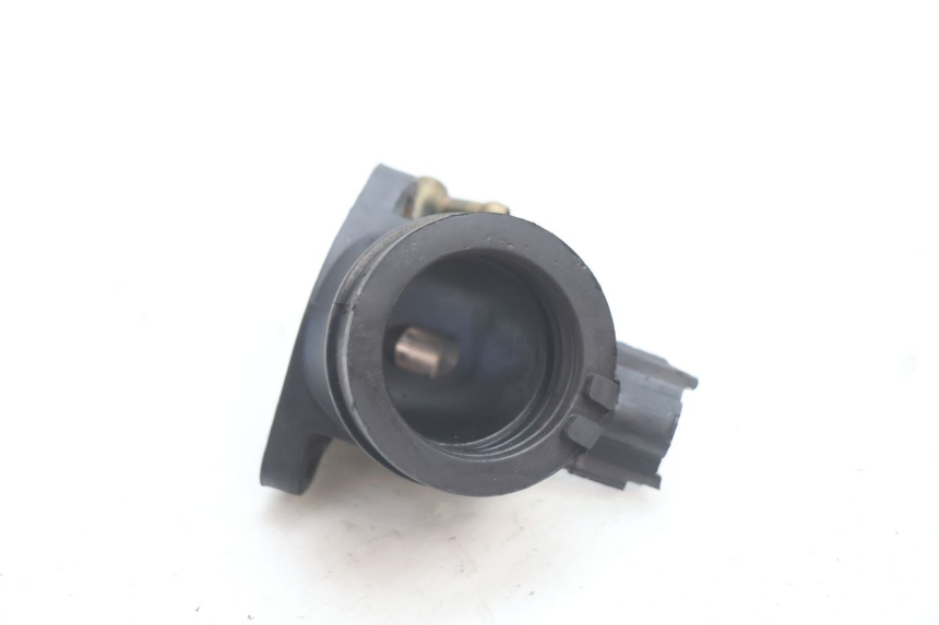 photo de AANZUIGBOCHT PIAGGIO MP3 LT 300 (2010 - 2016) - Overzicht