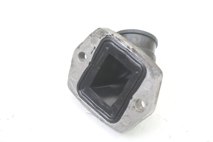 photo de AANZUIGBOCHT PIAGGIO VESPA S 2T 50 (2007 - 2014) - Andere kijkhoek