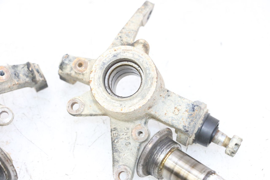 photo de DRAAIPUNT WIELNAAF YAMAHA YFM BRUIN 350 (2003 - 2009) - Kenmerkende details