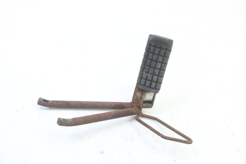 photo de PLAAT VOETSTEUN ACHTER RECHTS APRILIA ETX 125 (1998 - 2002) - Zoom op gebruiksstaat