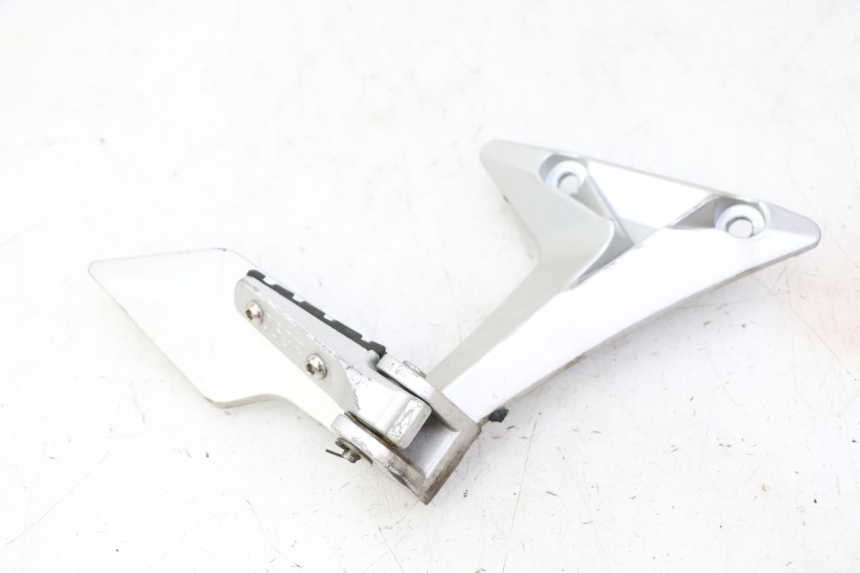 photo de PLAAT VOETSTEUN ACHTER RECHTS STAHO FH 50 (2018 - 2019) - Hoofdaanzicht