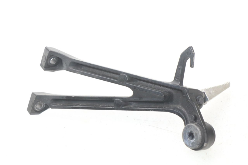 photo de PLAAT VOETSTEUN ACHTER RECHTS SUZUKI GSX-R GSXR 750 (2011 - 2016) - Bevestigingspunten