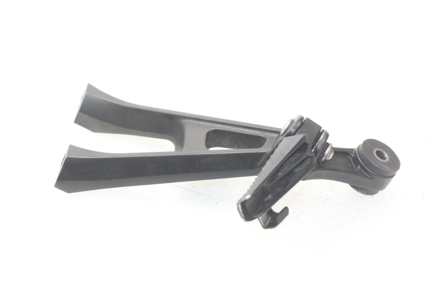 photo de PLAAT VOETSTEUN ACHTER RECHTS SUZUKI GSX-R GSXR K16 1000 (2012 - 2016) - Zoom op gebruiksstaat