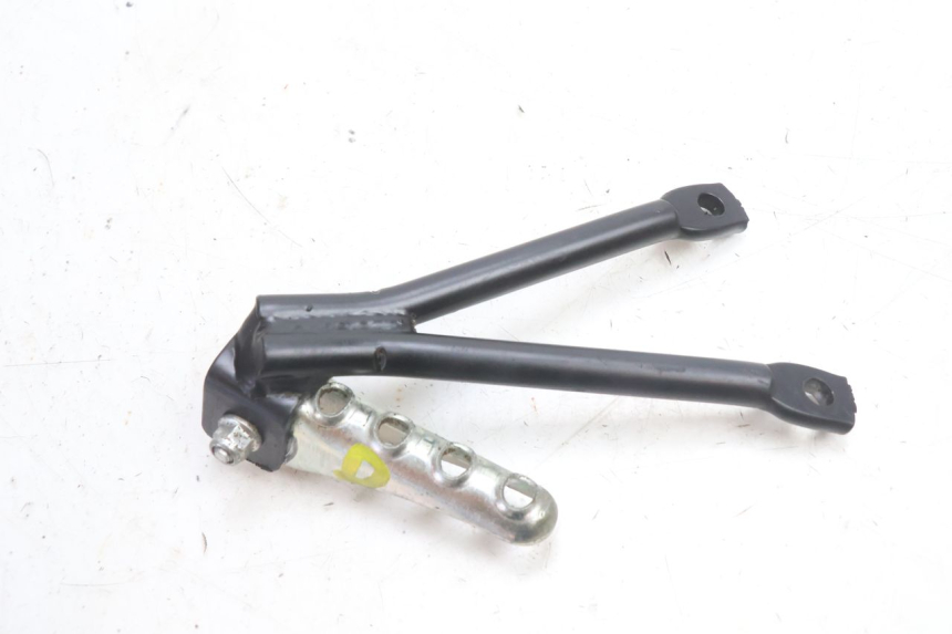 photo de RECHTE ACHTERSTE VOETSTEUNPLAAT RIEJU MRT PRO SUPERMOTARD 50 (2007 - 2018) - Technische close-up