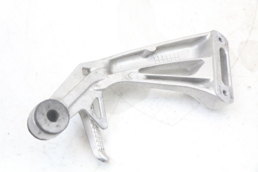 photo de PLAAT VOETSTEUN ACHTER RECHTS SUZUKI SV N 650 (1999 - 2002) - Overzicht