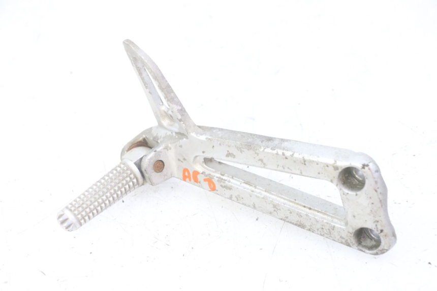 photo de PLAAT VOETSTEUN ACHTER RECHTS YAMAHA TDR DELTABOX 125 (1997 - 2003) - Hoofdaanzicht