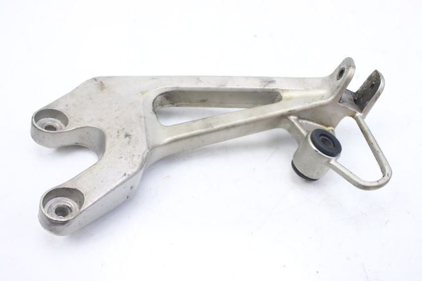 photo de PLAAT VOETSTEUN ACHTER RECHTS HONDA VFR FI RC46 800 (1998 - 2001) - Andere kijkhoek