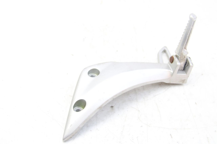 photo de PLAAT VOETSTEUN ACHTER RECHTS HONDA VISION NSC R 50 (2013 - 2015) - Hoofdaanzicht