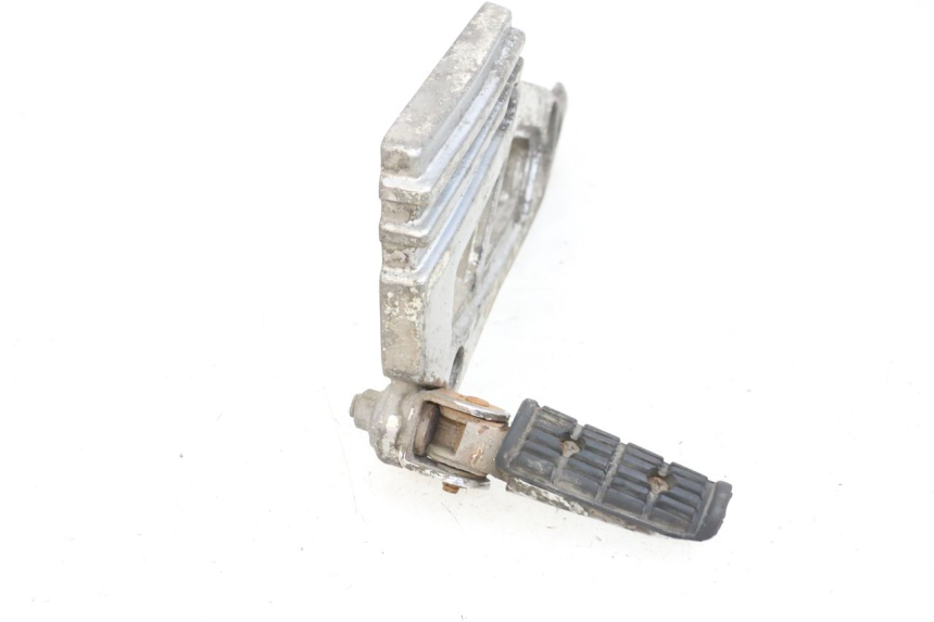 photo de PLAAT VOETSTEUN ACHTER RECHTS YAMAHA XJ F 900 (1983 - 1994) - Technische close-up