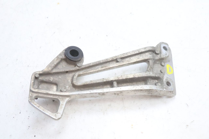 photo de RECHTE ACHTERSTE VOETSTEUNPLAAT YAMAHA XJR 1300 (1998 - 2002) - Zoom op gebruiksstaat