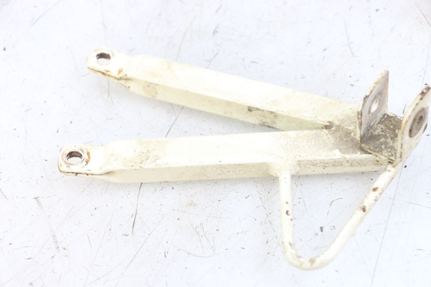 photo de PLAAT VOETSTEUN ACHTER RECHTS PEUGEOT XP6 50 (1997 - 2003) - Zoom op gebruiksstaat