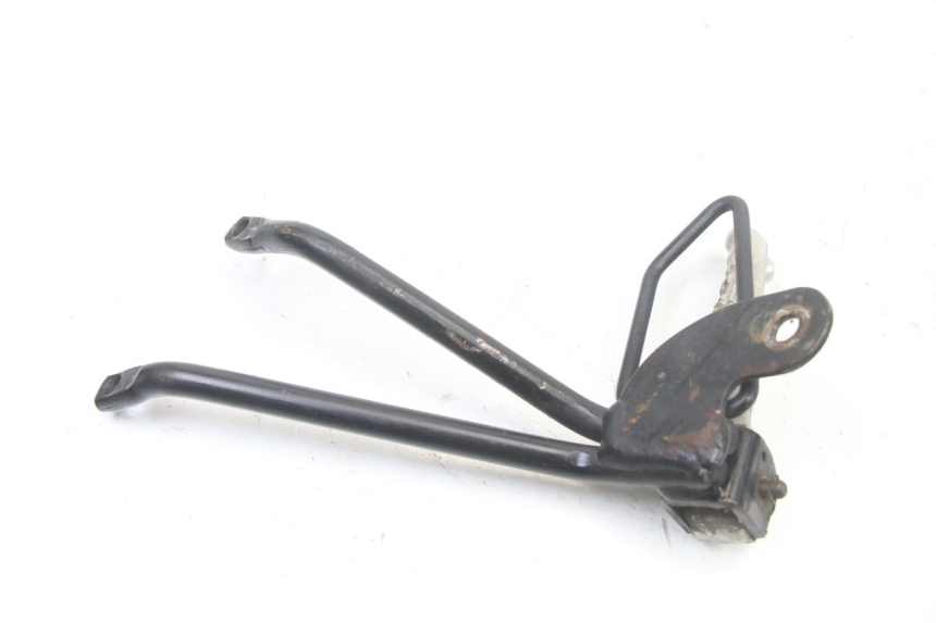 photo de PLAAT VOETSTEUN ACHTER RECHTS YAMAHA TZR 50 (2008 - 2016) - Bevestigingspunten