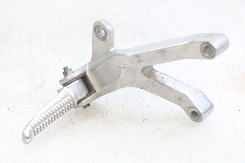 photo de PLAAT VOETSTEUN ACHTER RECHTS YAMAHA YZF R THUNDERCAT 600 (1996 - 2003) - Hoofdaanzicht