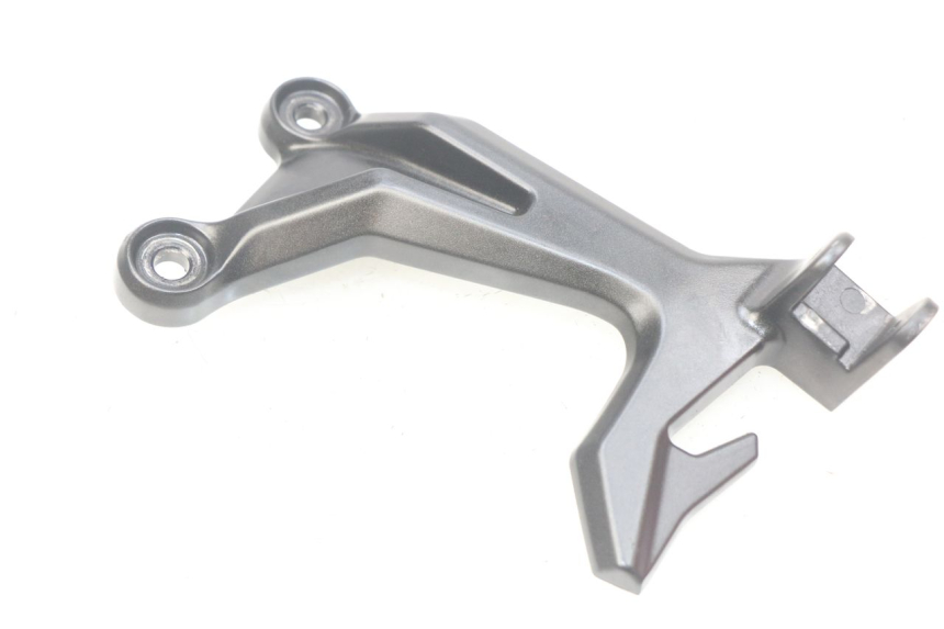 photo de PLAAT VOETSTEUN ACHTER RECHTS KAWASAKI Z 650 (2016 - 2019) - Zoom op gebruiksstaat